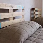 Amico Bed & Breakfast 4*