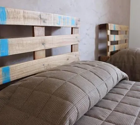 Amico Bed & Breakfast 4*